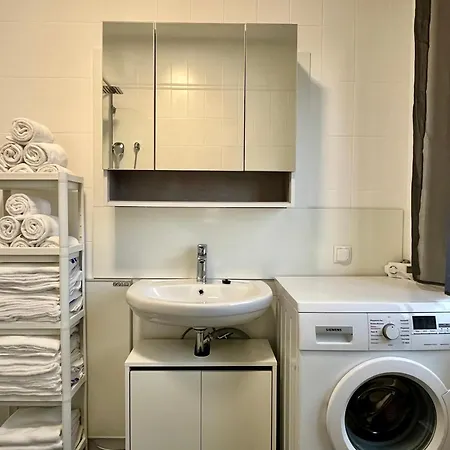 Shome Cityhouse I Self Check-in Vakantiehuis